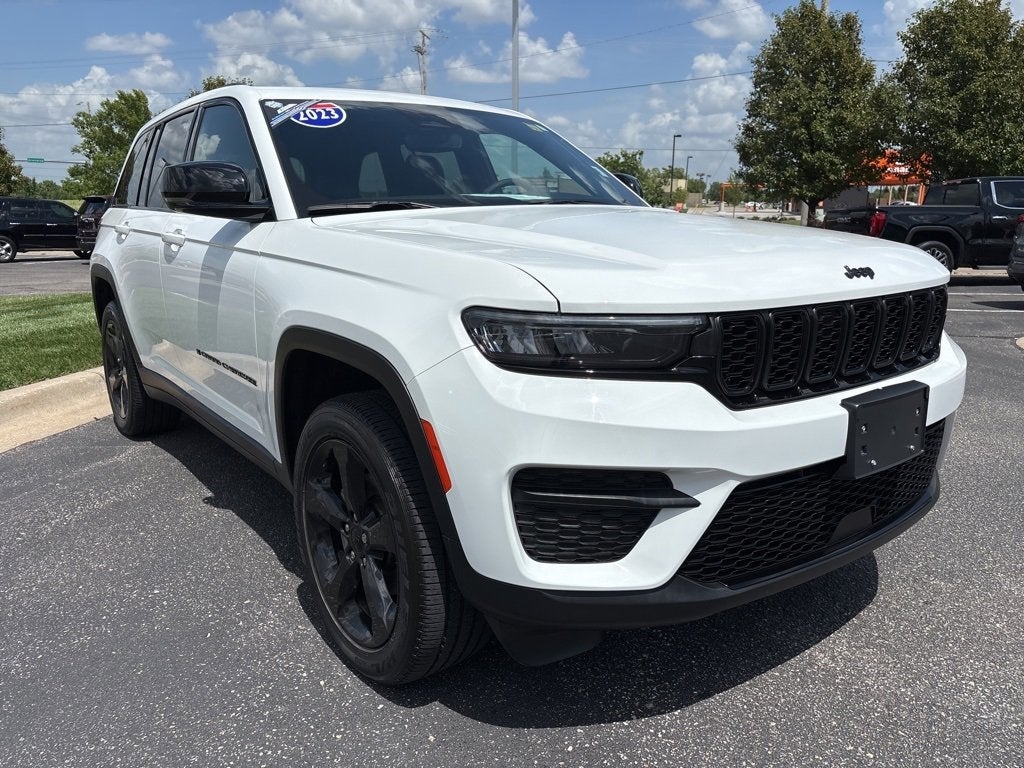2023 Jeep Grand Cherokee Altitude