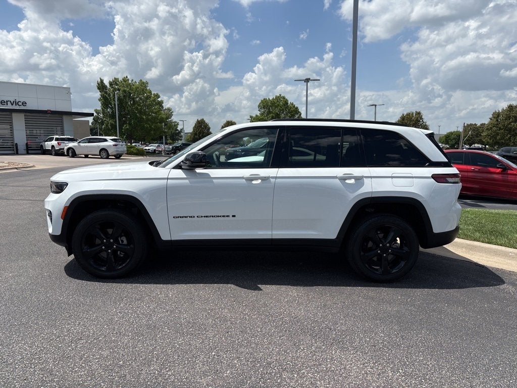 2023 Jeep Grand Cherokee Altitude