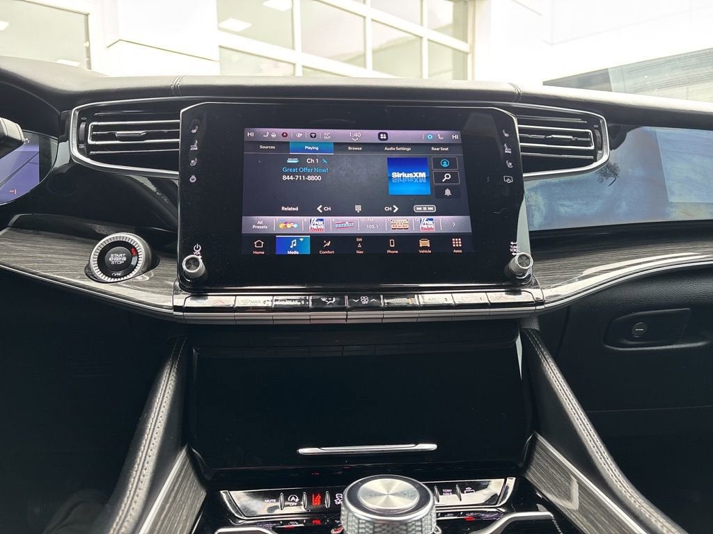 2022 Jeep Wagoneer Series III