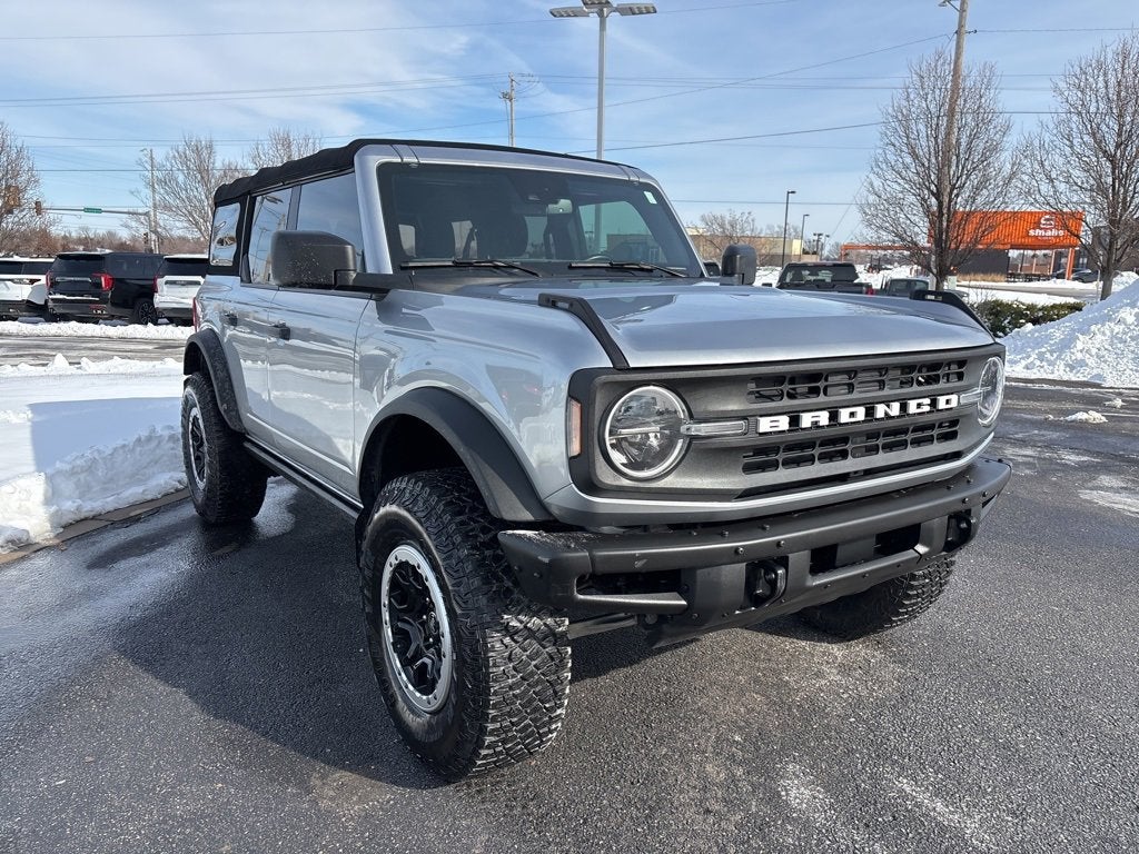 2021 Ford Bronco Base