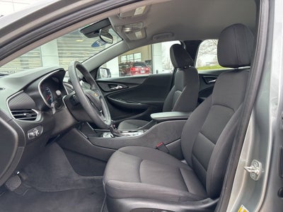 2025 Chevrolet Malibu RS