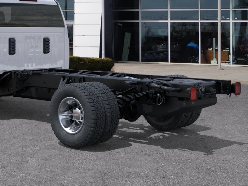 2026 GMC Sierra 3500 HD Chassis Cab Pro