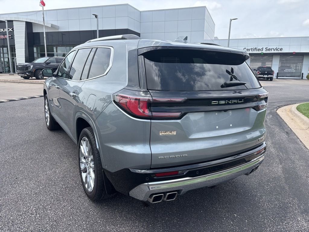 2024 GMC Acadia Denali