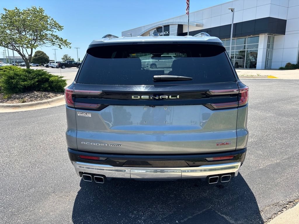 2025 GMC Acadia Denali