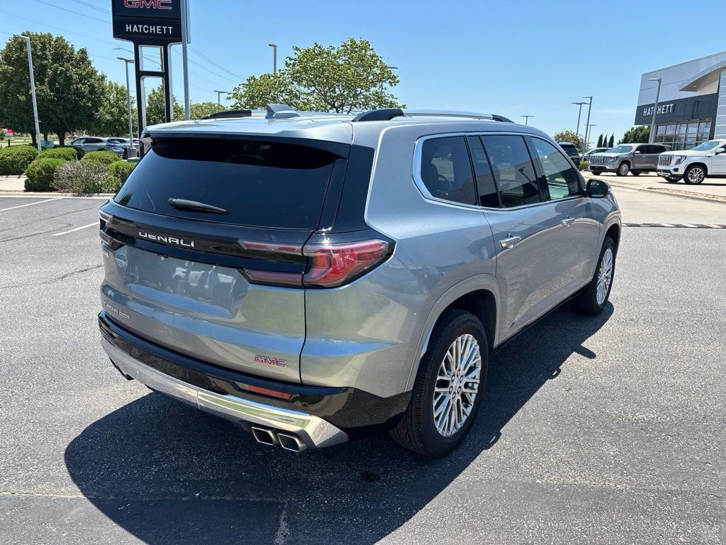 2025 GMC Acadia Denali