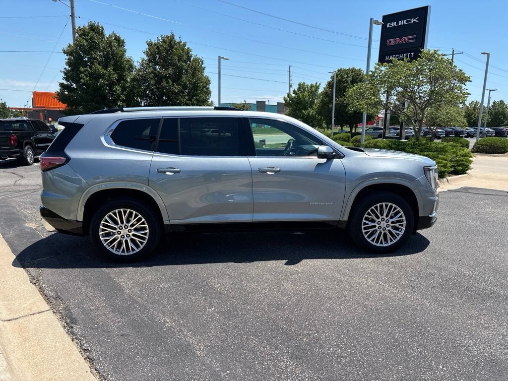 2025 GMC Acadia Denali
