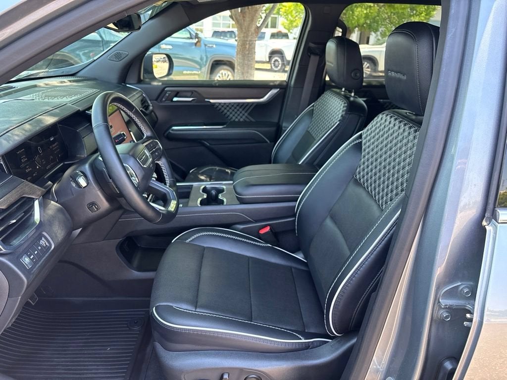 2025 GMC Acadia Denali