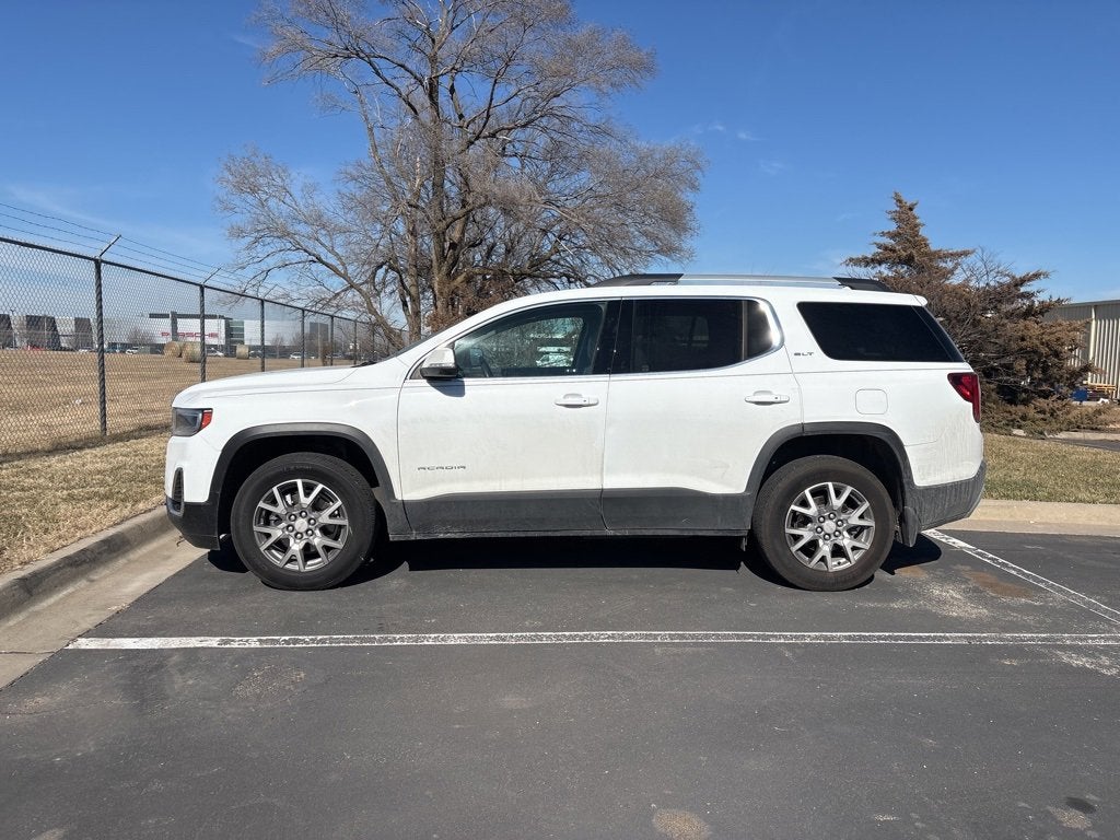 2022 GMC Acadia SLT
