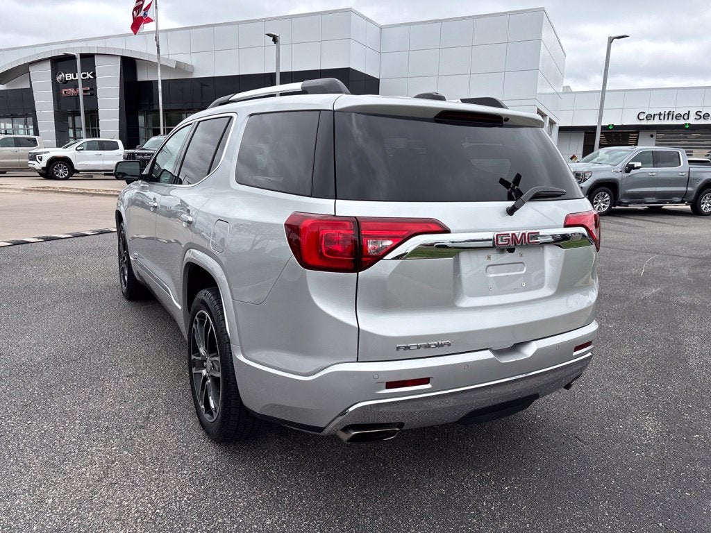 2019 GMC Acadia Denali