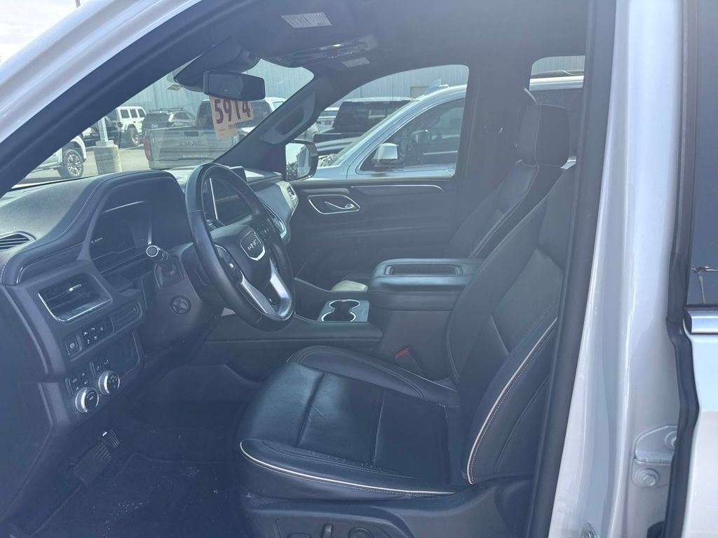 2023 GMC Yukon SLT