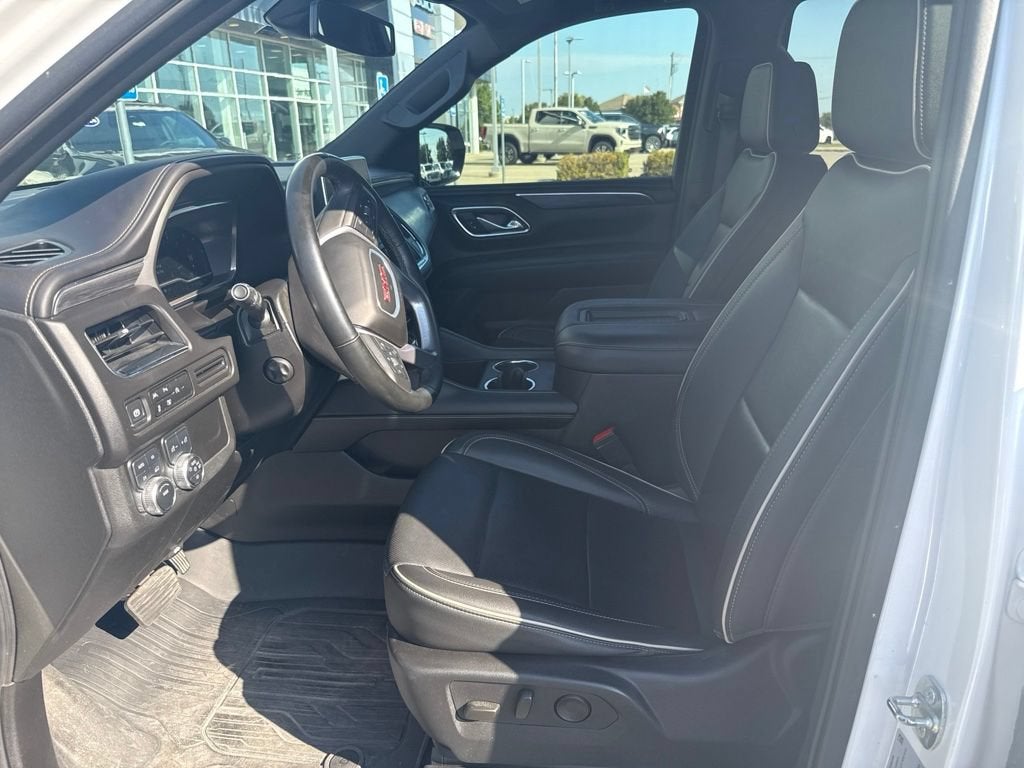 2024 GMC Yukon SLT
