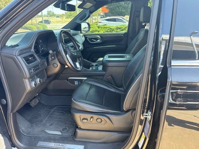 2021 GMC Yukon SLT