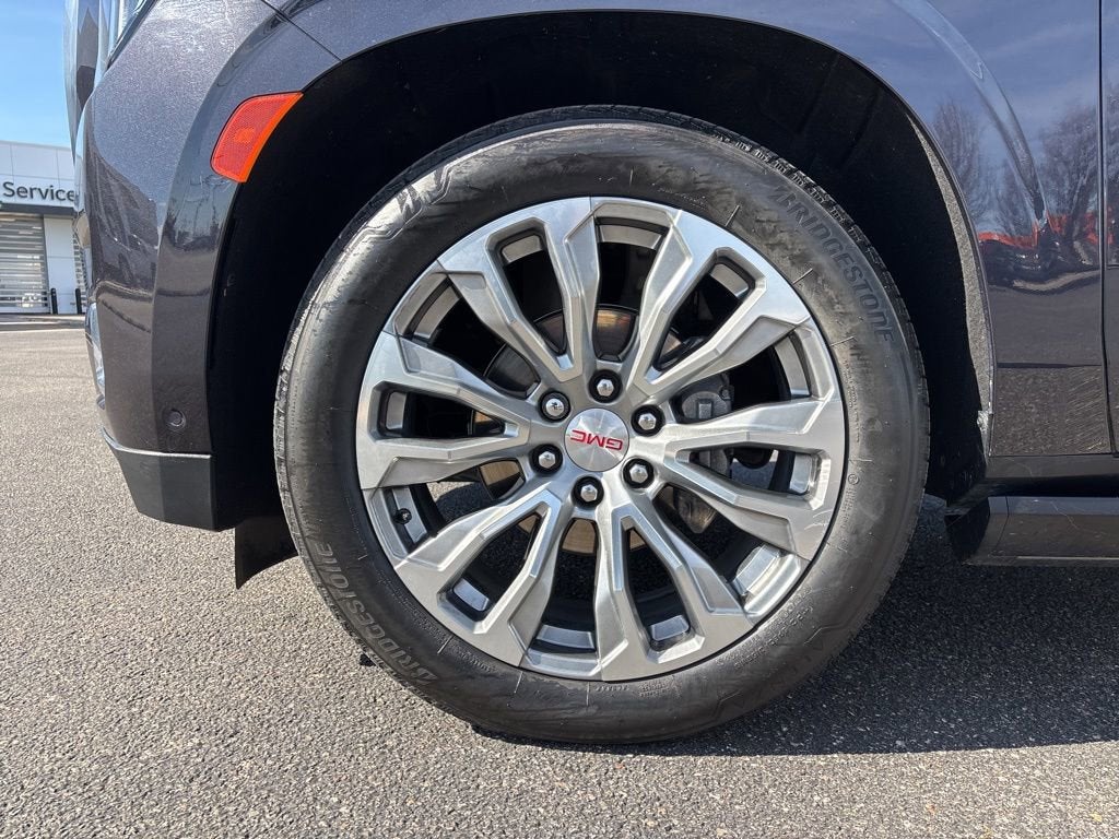 2024 GMC Yukon Denali