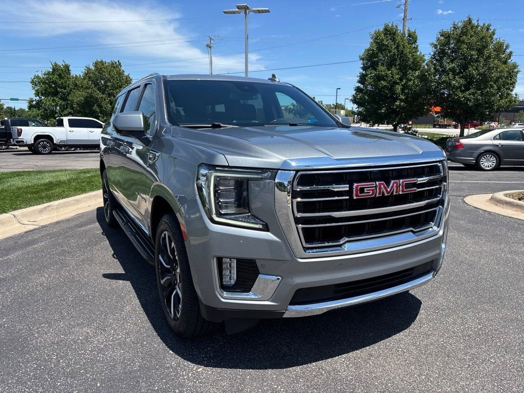 2023 GMC Yukon XL SLT