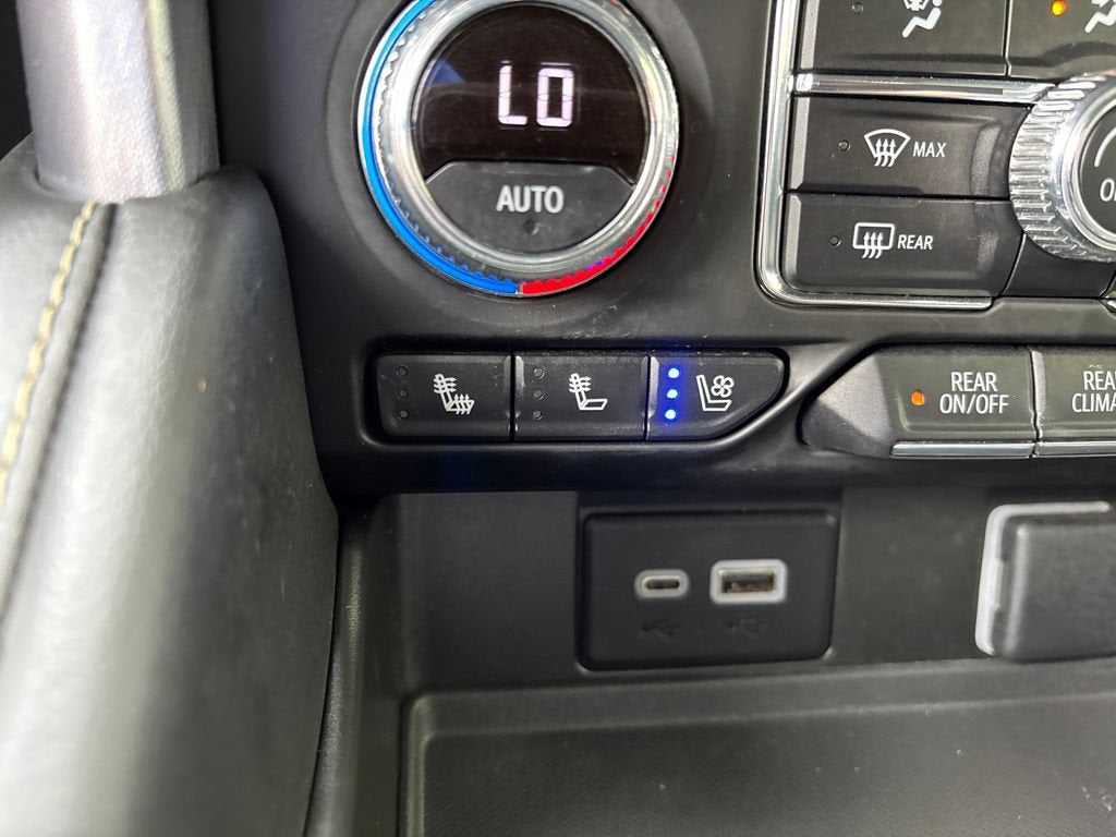 2023 GMC Yukon XL SLT