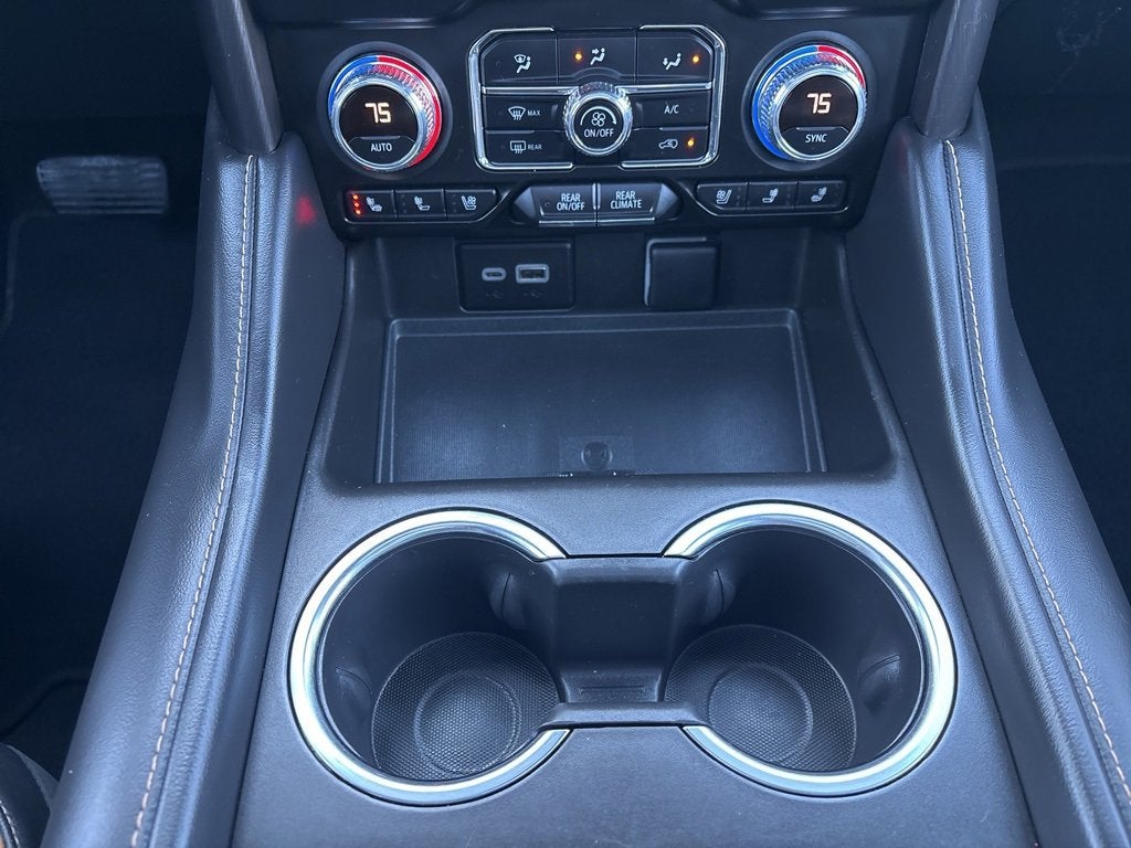 2023 GMC Yukon XL AT4