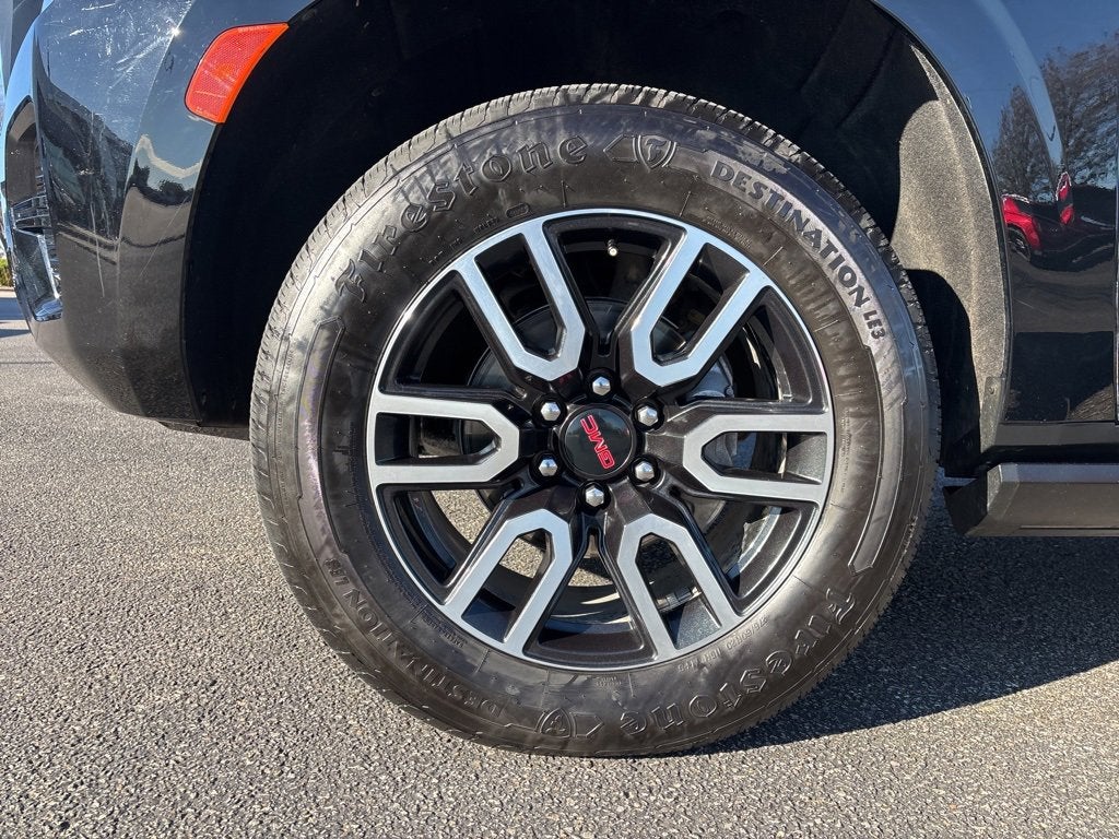 2023 GMC Yukon XL AT4