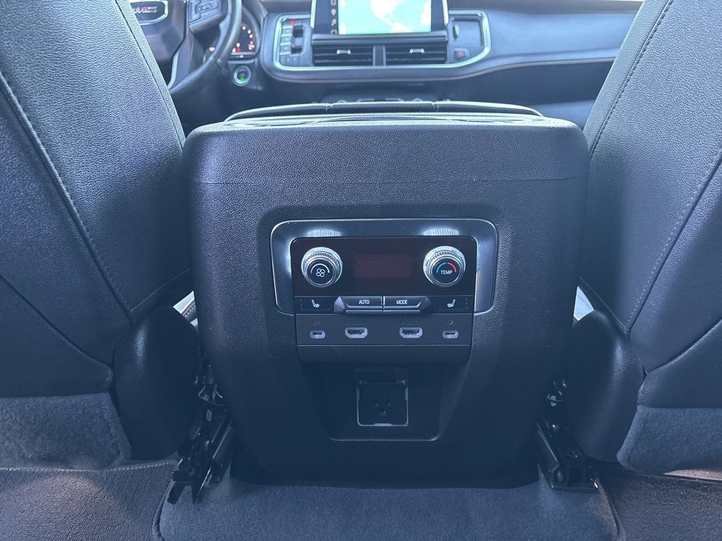 2023 GMC Yukon XL AT4