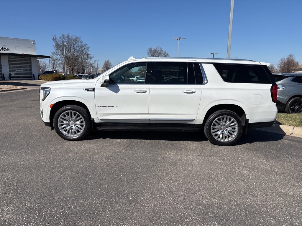 2023 GMC Yukon XL Denali