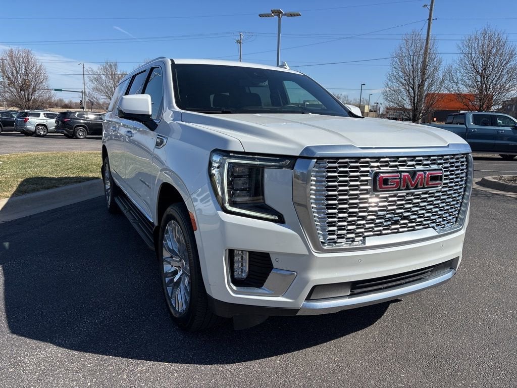 2023 GMC Yukon XL Denali
