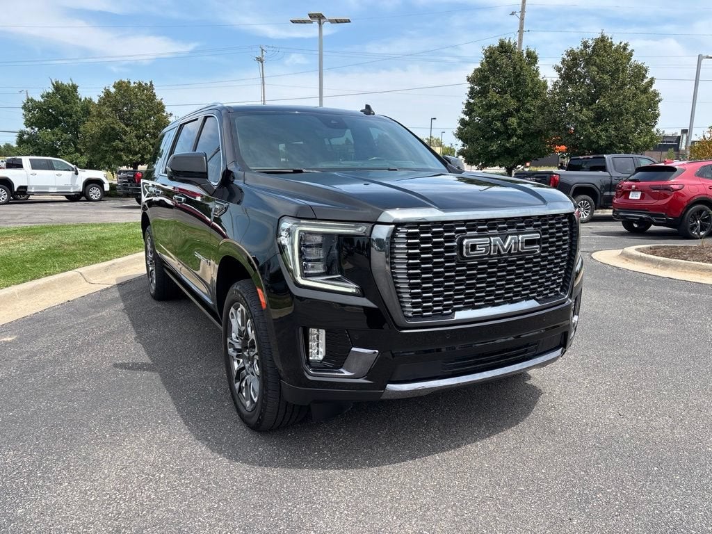 2023 GMC Yukon XL Denali Ultimate