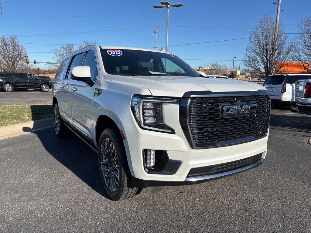 2023 GMC Yukon XL Denali Ultimate