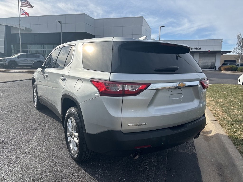 2021 Chevrolet Traverse LS