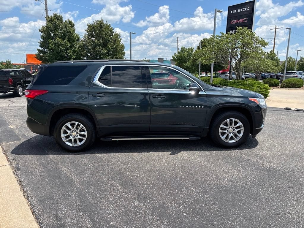 2020 Chevrolet Traverse LT Cloth