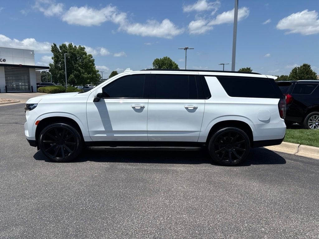 2024 Chevrolet Suburban RST