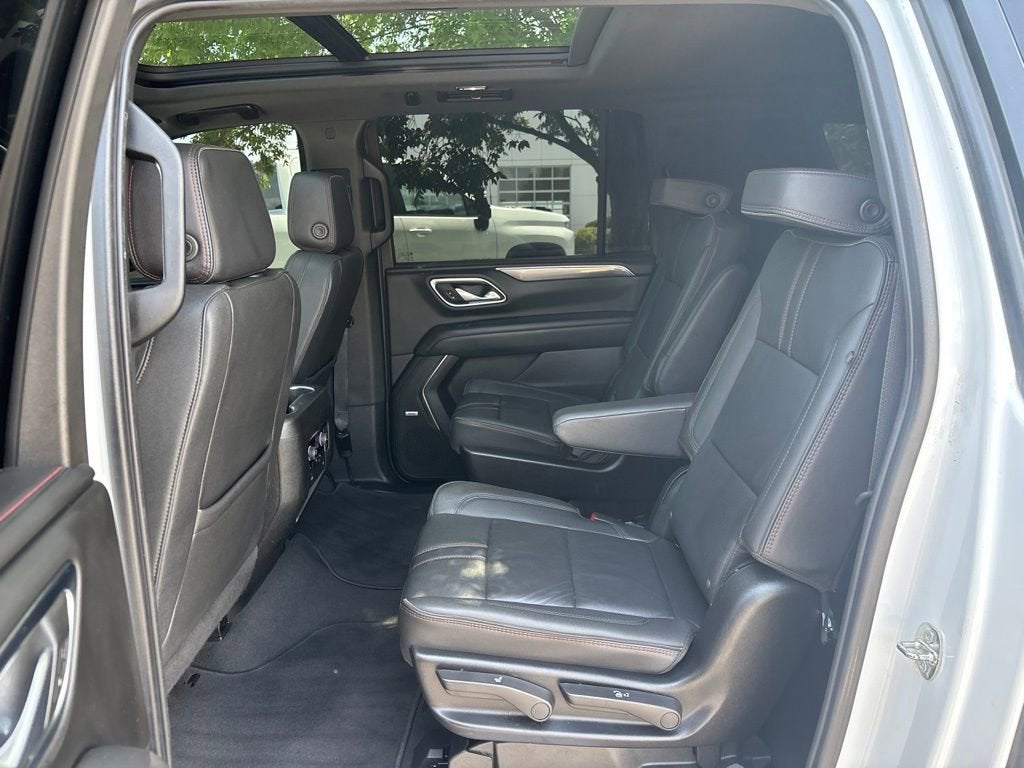 2024 Chevrolet Suburban RST