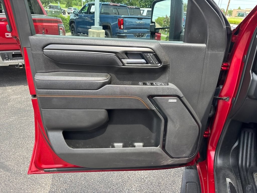 2025 GMC Sierra 2500 HD AT4