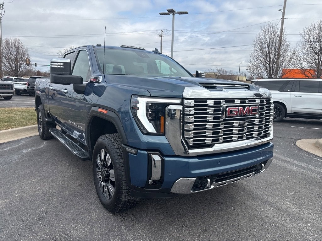 2025 GMC Sierra 2500 HD Denali
