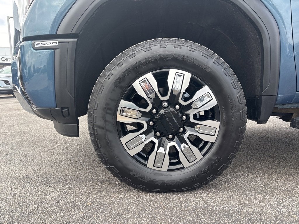 2025 GMC Sierra 2500 HD Denali