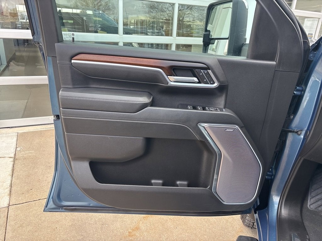 2025 GMC Sierra 2500 HD Denali