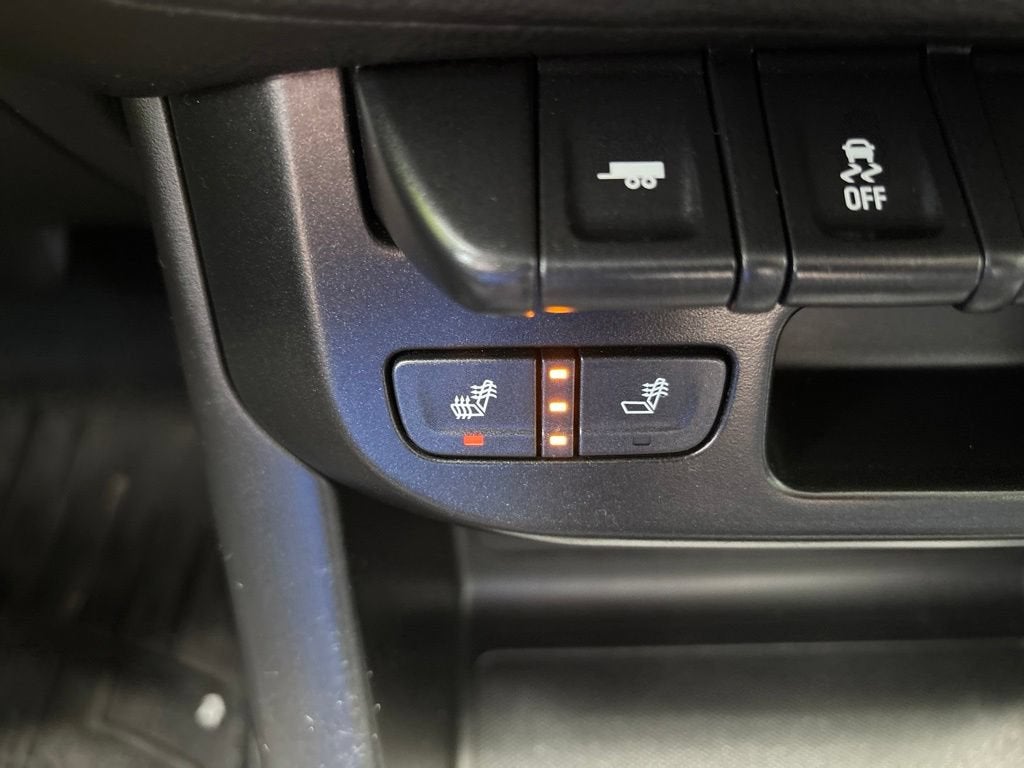 2022 GMC Canyon AT4 - Leather