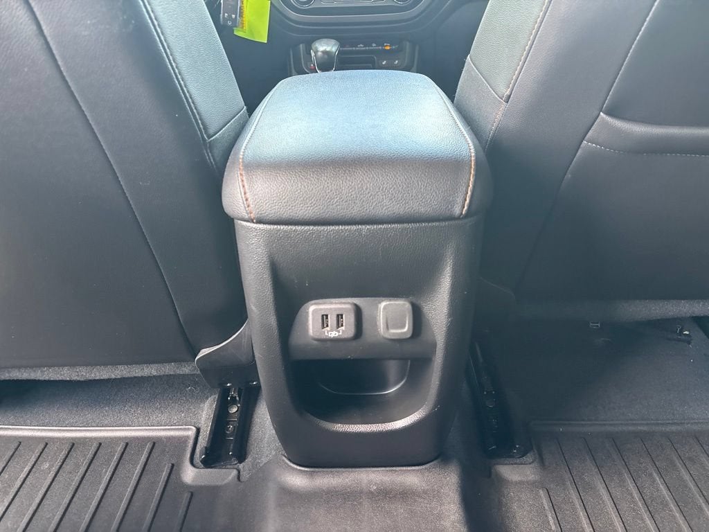 2022 GMC Canyon AT4 - Leather