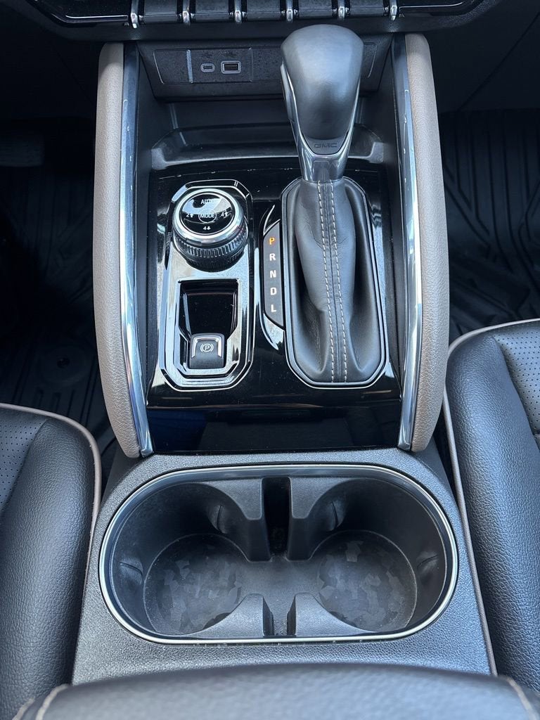 2025 GMC Canyon Denali