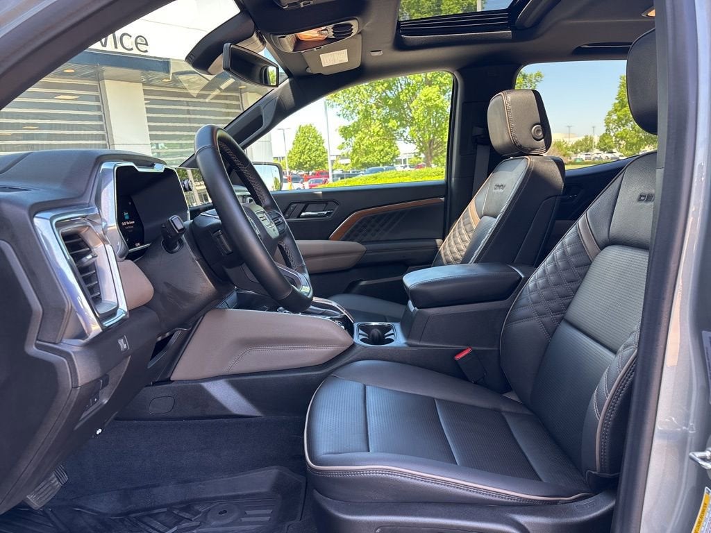 2025 GMC Canyon Denali