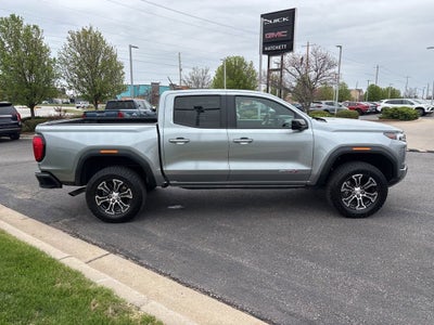 2023 GMC Canyon AT4