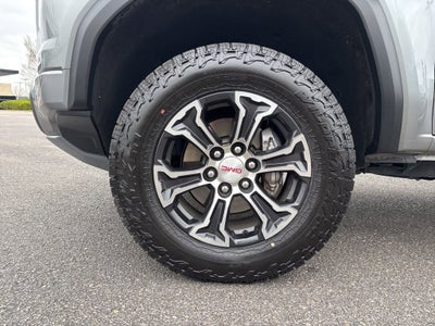 2023 GMC Canyon AT4