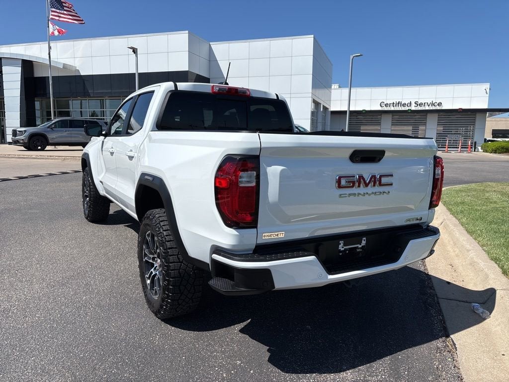 2023 GMC Canyon AT4