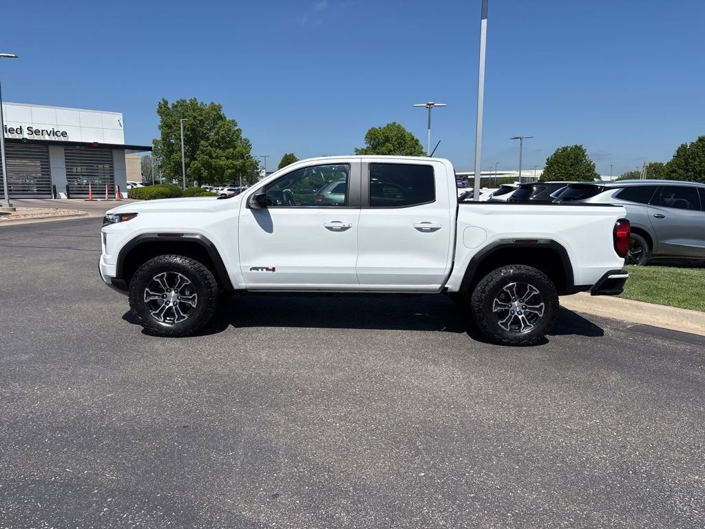 2023 GMC Canyon AT4
