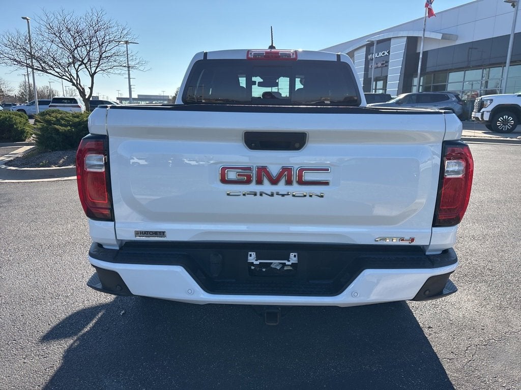 2023 GMC Canyon AT4