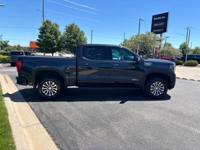 2023 GMC Sierra 1500 AT4