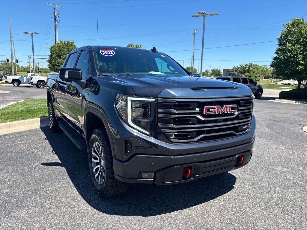 2023 GMC Sierra 1500 AT4