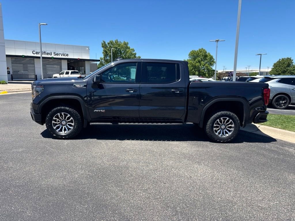 2023 GMC Sierra 1500 AT4