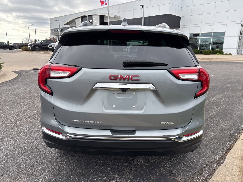 2024 GMC Terrain SLT