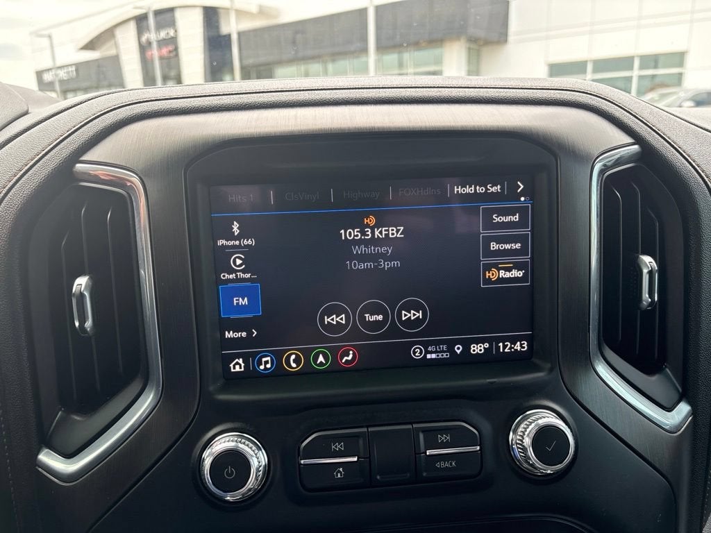 2021 GMC Sierra 1500 AT4