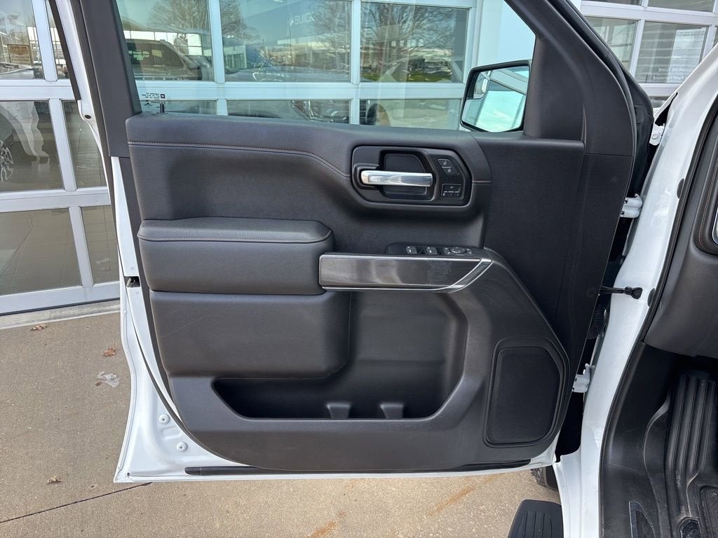 2022 GMC Sierra 1500 Limited AT4