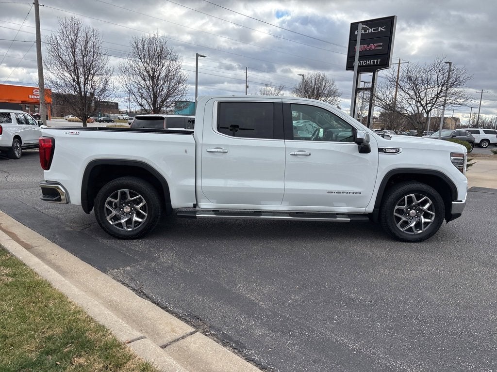 2024 GMC Sierra 1500 SLT